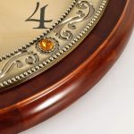 Horloge murale antique en bois