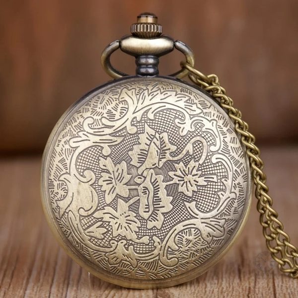 Montre à gousset élégante au style intemporel