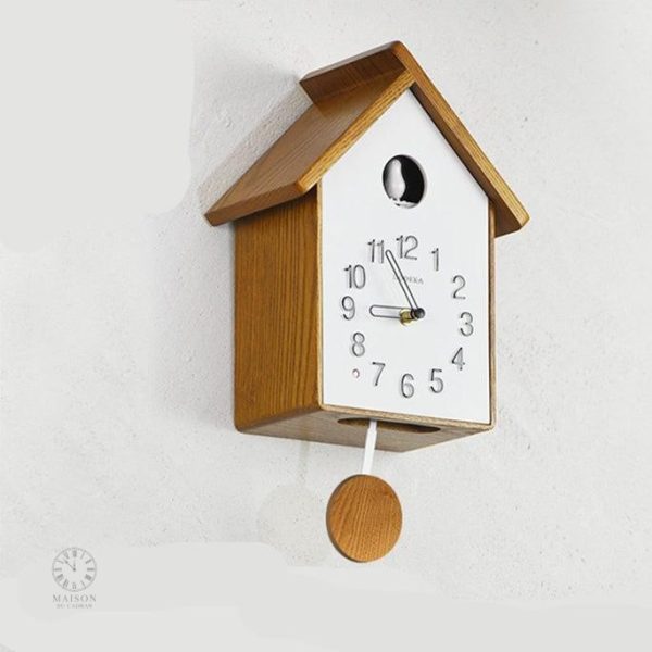 Design d'horloge moderne Coucou, élégant et fonctionnel