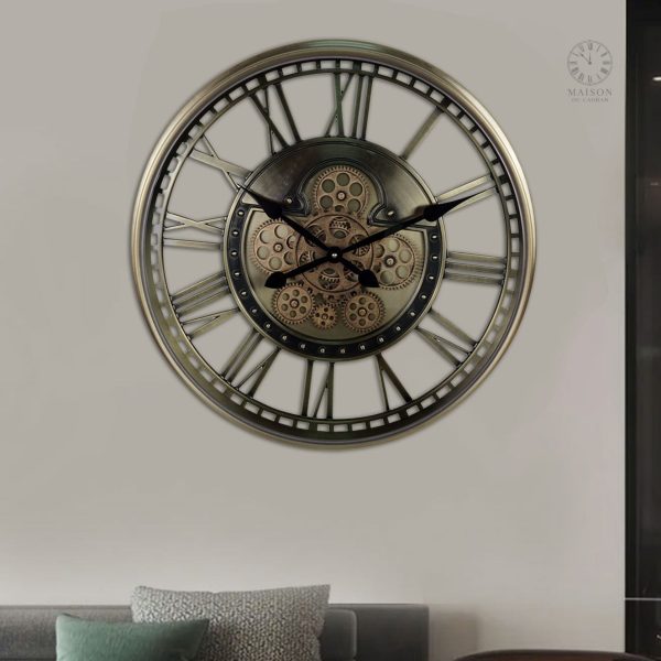 Engrenages horloge avec chiffres romains élégants