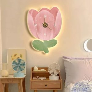 Horloge originale en fleur, touche artistique pour mur