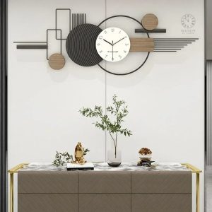 Grande horloge décorative au design contemporain