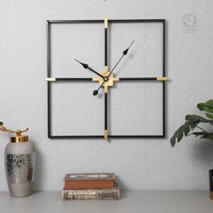 Grande horloge carrée design moderne