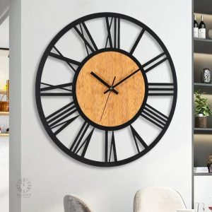 Horloge décorative en grand format avec chiffres romains