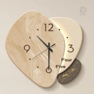 Accessoire décoratif : horloge murale en bois