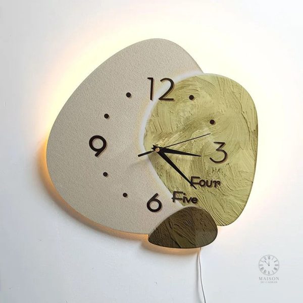 Décoration intérieure : horloge murale chic