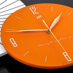 Horloge murale nordique pour une décoration contemporaine