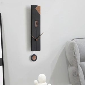 Horloge à balancier classique pour décoration intérieure