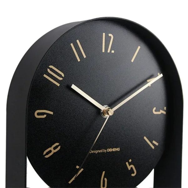 Horloge à pendule au style classique