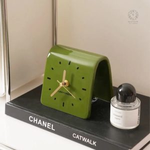 Accessoire de décoration horloge à poser en céramique