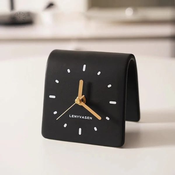 Accessoire horloger en céramique pour décoration intérieure