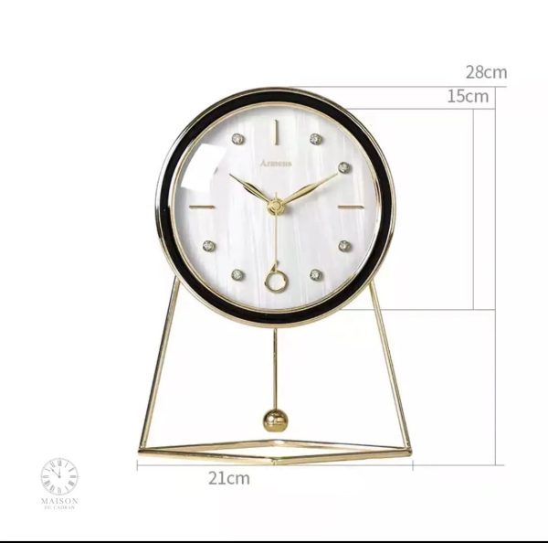 Élégante horloge à poser avec mécanisme de pendule