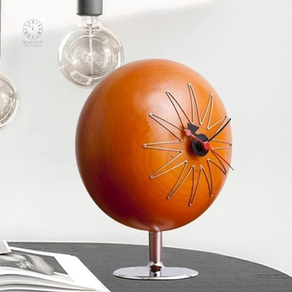 Accessoire déco : horloge à poser au look classique