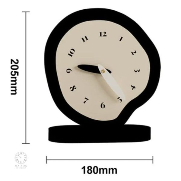 Élégante horloge à poser au design épuré scandinave