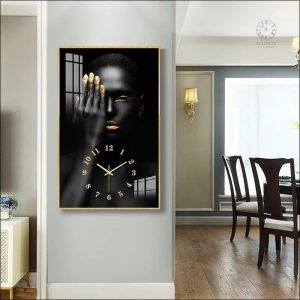 Horloge luxe avec motifs africains raffinés