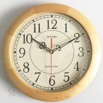 Horloge ancienne, charme d'antan pour une décoration raffinée