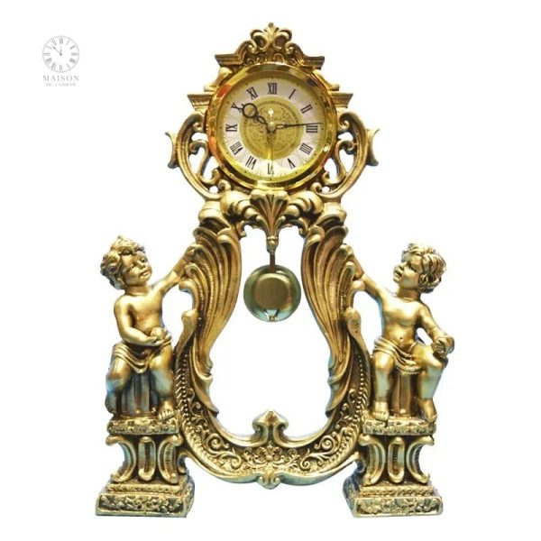 Horloge ancienne en bronze avec finitions raffinées