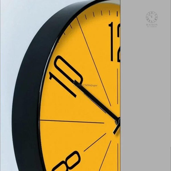 Design Art Nouveau pour une horloge de bureau