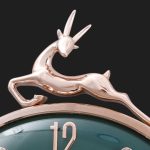 Horloge murale de luxe avec mécanisme à balancier