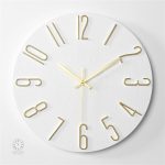 Horloge blanche au design élégant et moderne