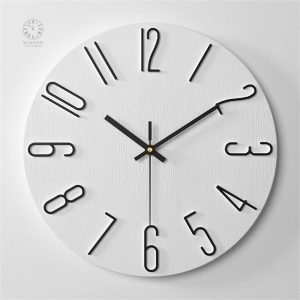Variété d'horloges blanches pour une décoration chic