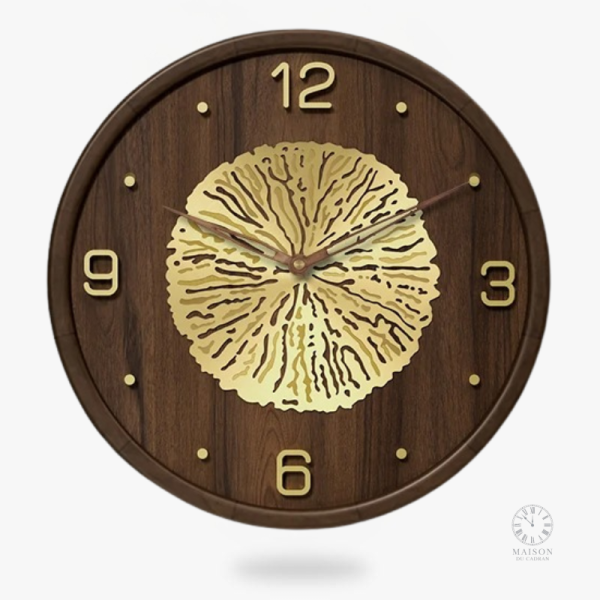 Horloge au style unique, fusion bois et métal