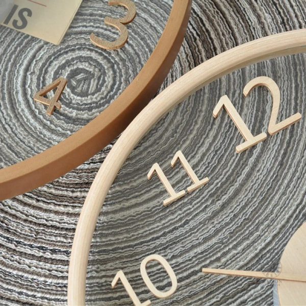 Horloge en bois artisanale pour un look unique