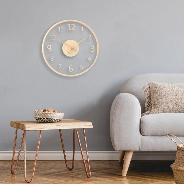 Horloge murale en bois pour une ambiance chaleureuse