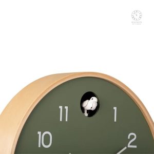 Horloge en bois au style naturel et élégant