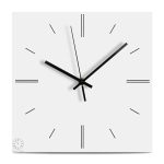 Horloge blanche au format carré pour décoration intérieure