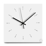 Horloge blanche au design carré, idéale pour le bureau
