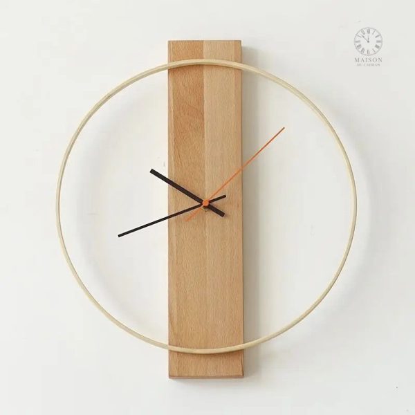 Horloge murale scandinave au style épuré