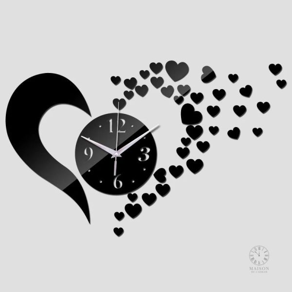 Horloge murale cœur, accessoire tendance pour intérieur