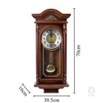 Horloge vintage avec pendule traditionnelle