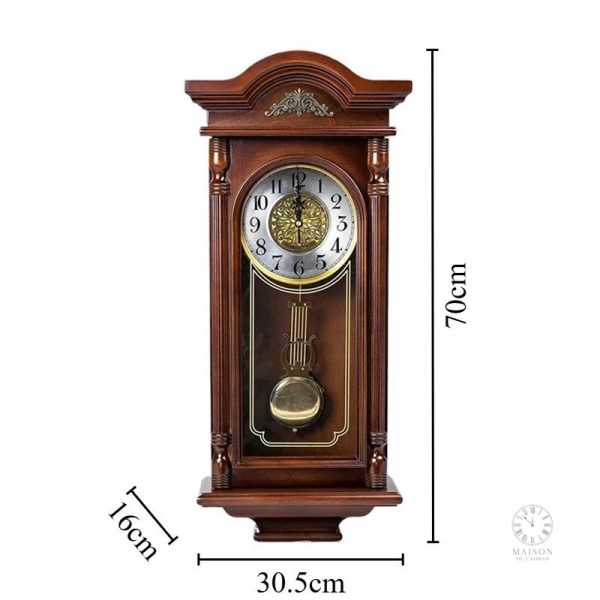 Horloge vintage avec pendule traditionnelle