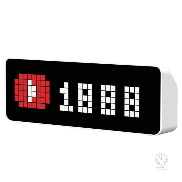 Horloge murale connectée avec design innovant et fonctionnel