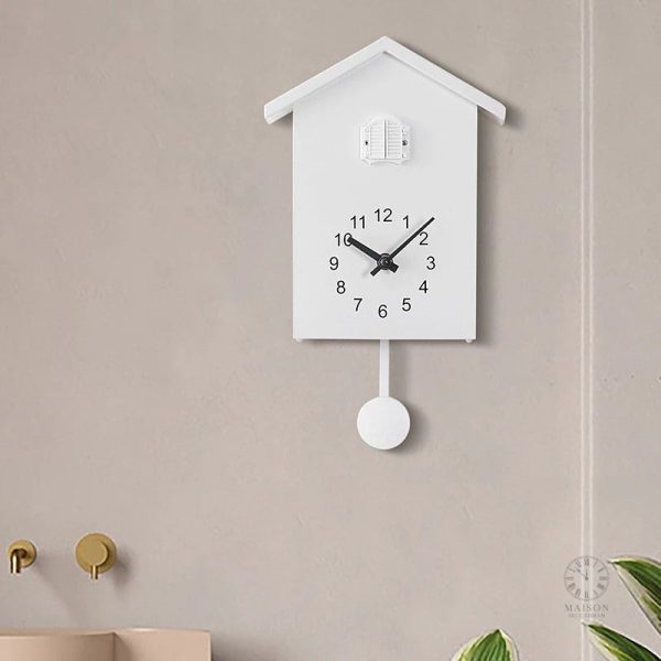 Horloge Coucou moderne au design épuré