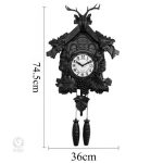 Horloge murale vintage avec motifs anciens