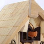 Coucou en bois avec mécanisme à pendule