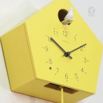 Horloge Coucou au design raffiné et artistique