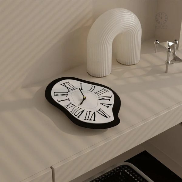 Horloge décorative Dali, fusion de l'art et du temps