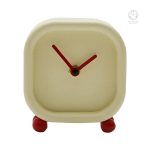 Horloge minimaliste, accessoire idéal pour votre espace de travail