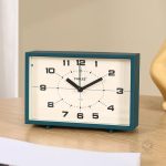 Horloge de style ancien pour une ambiance nostalgique