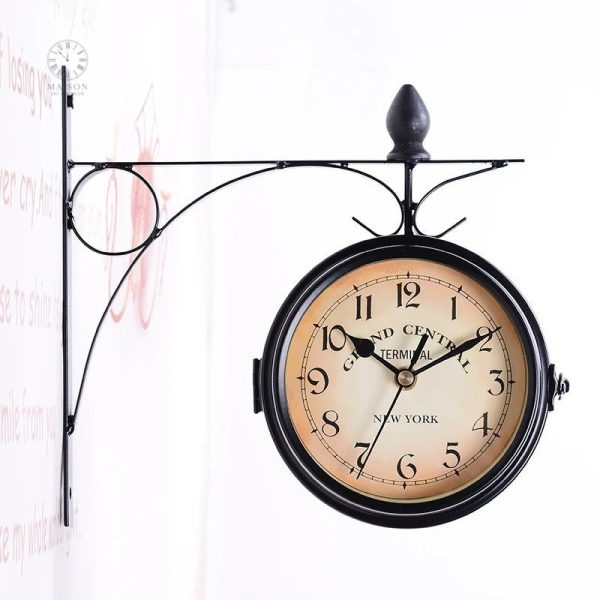 Horloge double face avec affichage clair et lisible