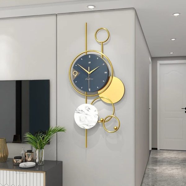Horloge murale moderne, parfaite pour un intérieur stylé