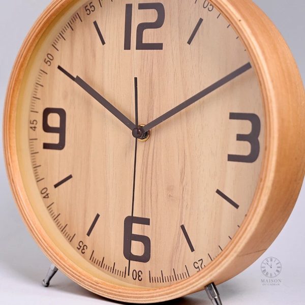Horloge de table en bois naturel et chic