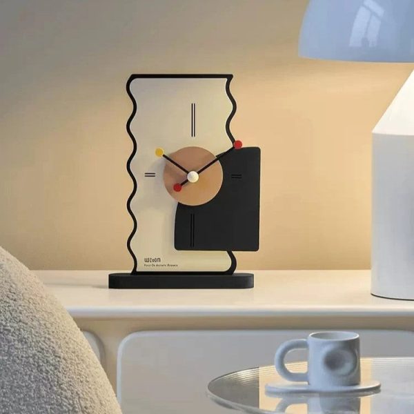 Horloge de bureau au design minimaliste