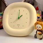 Élégante horloge de table inspirée du Japon