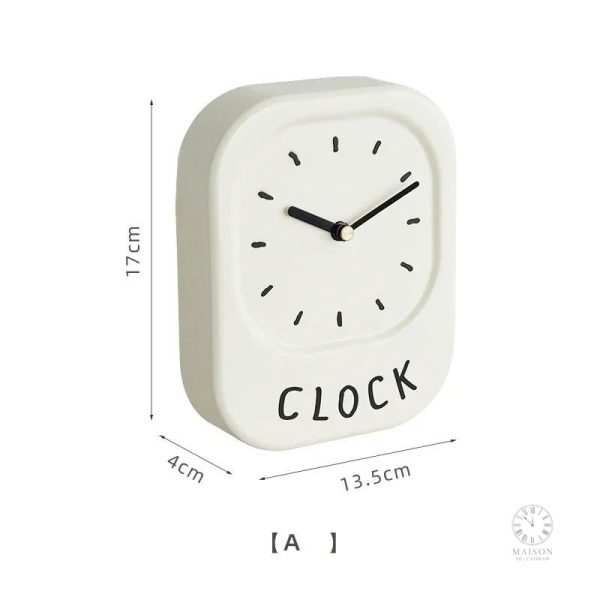 Élégante horloge de table au charme scandinave