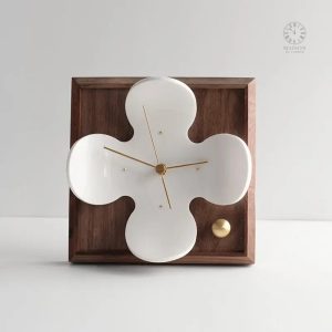 Horloge de Table Nordique au design élégant